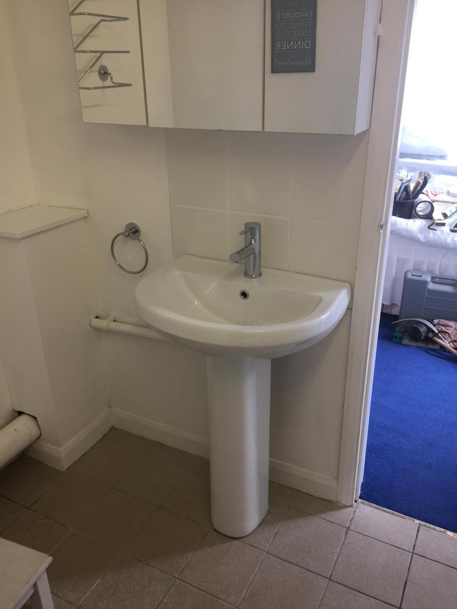 Basingstoke En Suite Room In Garden Annex חדר תמונה