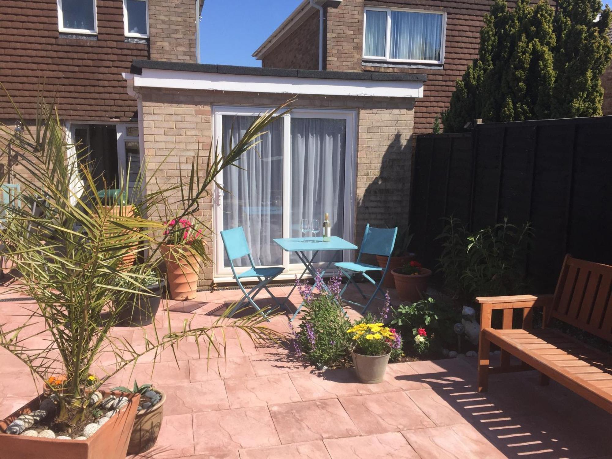 Basingstoke En Suite Room In Garden Annex מראה חיצוני תמונה